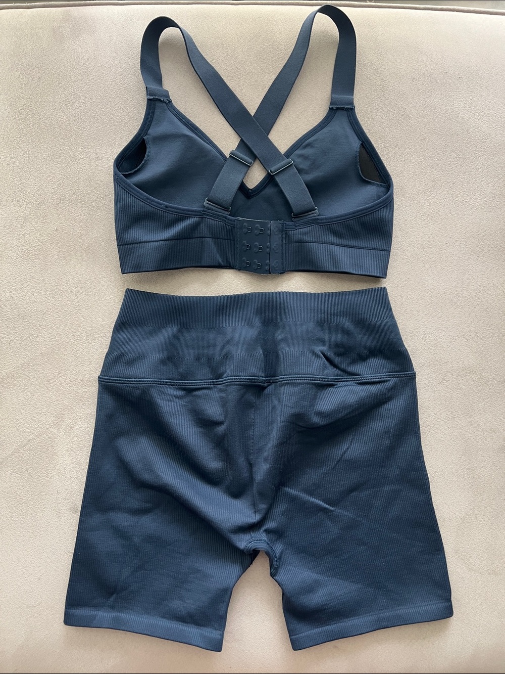ALO Yoga Ribbed Crossback Sports Bra in Navy - Picture 3 of 4